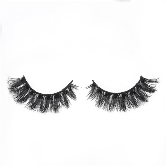 3D Mink Eyelashes 💋 - Picture 4 of 4